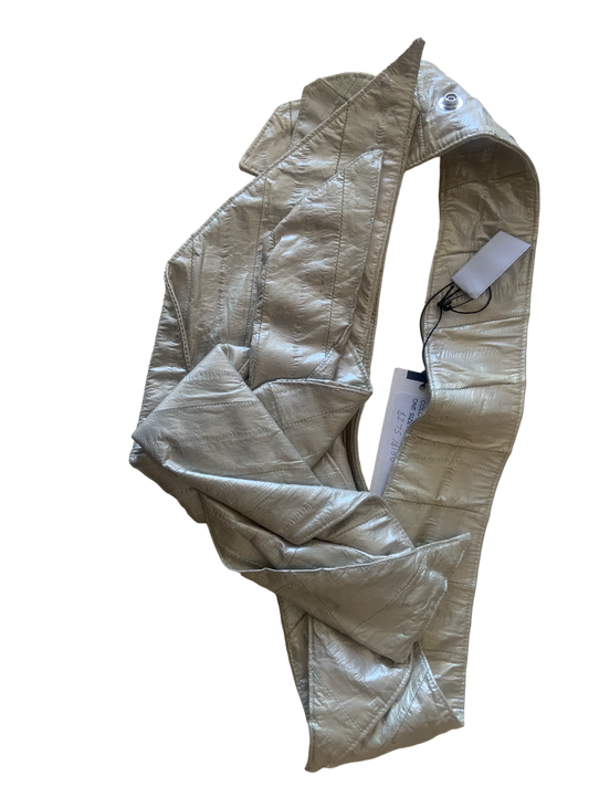 Metallic silver Eel skin rosette adjustable belt